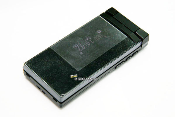 入浴不怕!520 萬畫素、防水機 Fujitsu F-01A 入浴不怕!520 萬畫素、防水機 Fujitsu F-01A