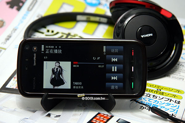 人氣紅不讓 Nokia 5800 XpressMusic 評測 人氣紅不讓 Nokia 5800 XpressMusic 評測