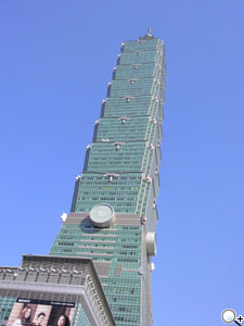 無與倫比!Samsung innov8 i8510 連賽車手也著迷 無與倫比!Samsung innov8 i8510 連賽車手也著迷