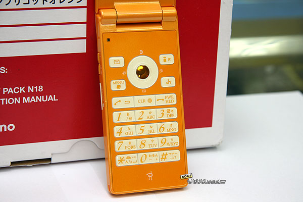 冬季的幸福滋味!NEC極簡美型入門機N-03A 冬季的幸福滋味!NEC極簡美型入門機N-03A