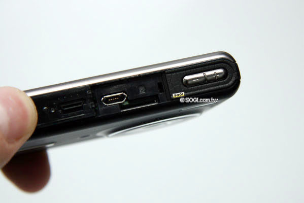 別懷疑一萬有找!「5MP」照相手機 Utec M960 別懷疑一萬有找!「5MP」照相手機 Utec M960