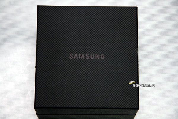 冬季雪白款 Samsung OMNIA i908 新色賞 冬季雪白款 Samsung OMNIA i908 新色賞