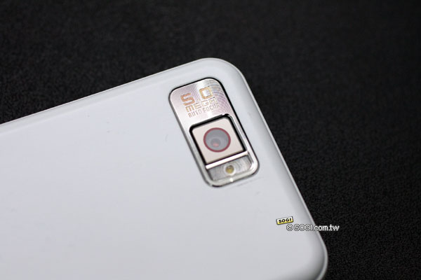 冬季雪白款 Samsung OMNIA i908 新色賞 冬季雪白款 Samsung OMNIA i908 新色賞