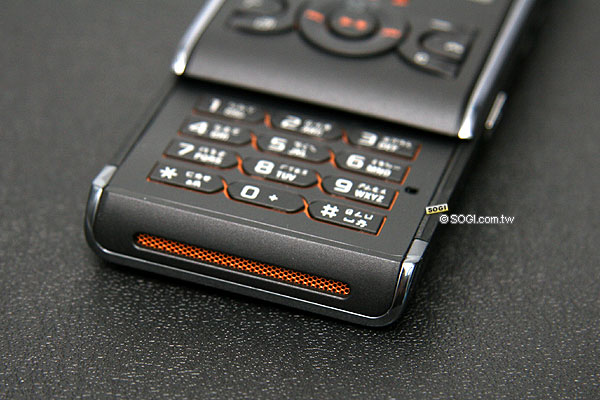 Sony Ericsson W595 四色佳餚 你選哪道? Sony Ericsson W595 四色佳餚 你選哪道?