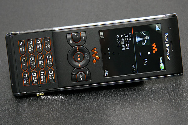 Sony Ericsson W595 四色佳餚 你選哪道? Sony Ericsson W595 四色佳餚 你選哪道?