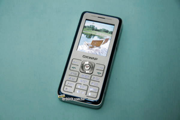 OKWAP C326 CDMA/GSM 直立雙模雙待機 OKWAP C326 CDMA/GSM 直立雙模雙待機