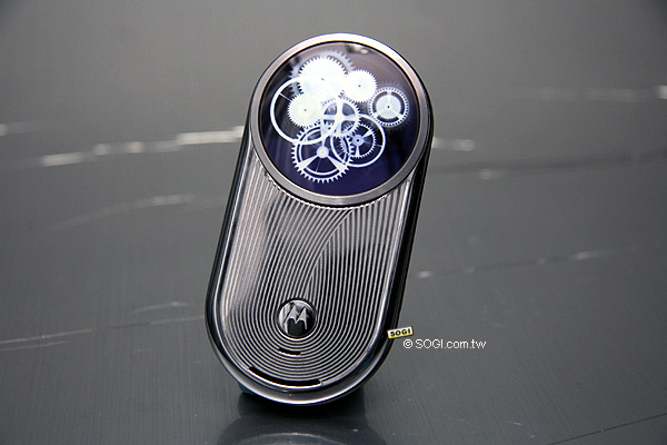 滑出一道優美曲線!MOTO AURA 極致展演 滑出一道優美曲線!MOTO AURA 極致展演