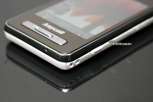 浪漫樂章 Samsung F488 珍珠白新色到 浪漫樂章 Samsung F488 珍珠白新色到