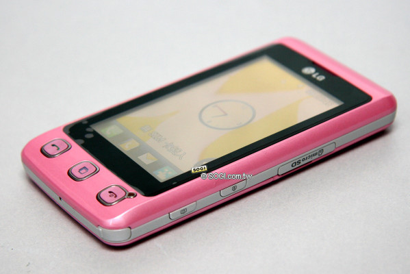 喜氣洋洋!LG KP500 金、粉雙色招好運 喜氣洋洋!LG KP500 金、粉雙色招好運