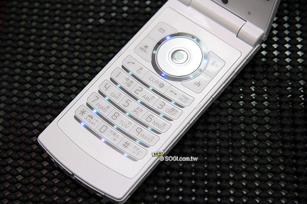 日本超人氣極致薄型5MP手機 NEC N-02A 日本超人氣極致薄型5MP手機 NEC N-02A