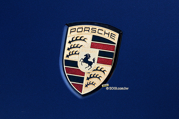 直來直往 Porsche Design P’9522 馳騁夢想實測 直來直往 Porsche Design P’9522 馳騁夢想實測