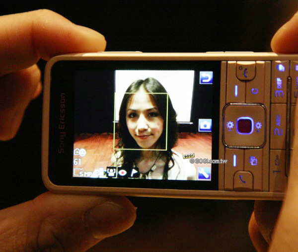 【MWC 2009】SE C901、C510 近拍直擊 【MWC 2009】SE C901、C510 近拍直擊