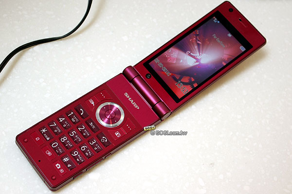 首款800萬CCD照相手機 Sharp WX-T930直擊