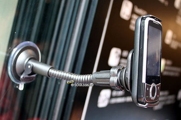 經典導航 HTC Touch Cruise09 上市價16,900元 經典導航 HTC Touch Cruise09 上市價16,900元