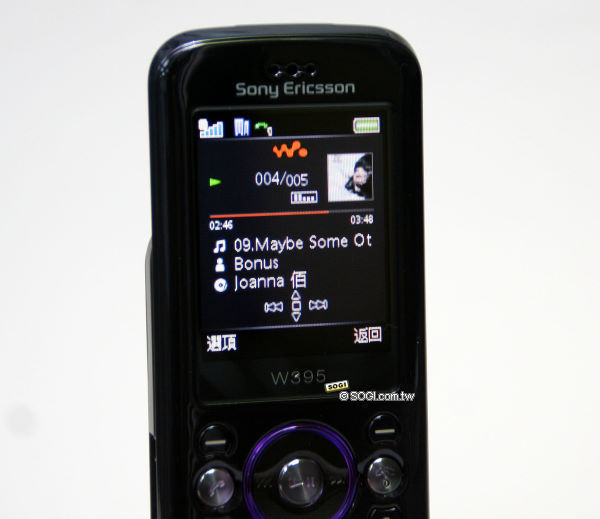 六千有找 Walkman!SE W395 鎖定 Young 族群 六千有找 Walkman!SE W395 鎖定 Young 族群