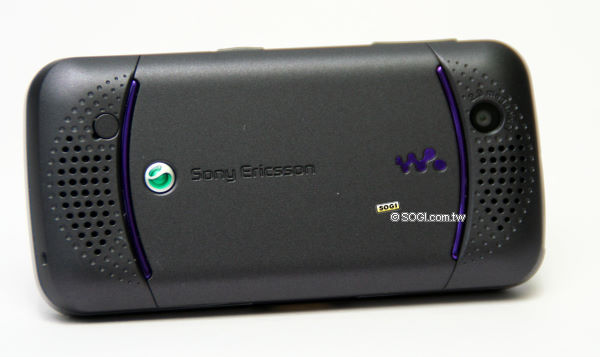 六千有找 Walkman!SE W395 鎖定 Young 族群 六千有找 Walkman!SE W395 鎖定 Young 族群