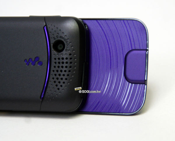 六千有找 Walkman!SE W395 鎖定 Young 族群 六千有找 Walkman!SE W395 鎖定 Young 族群