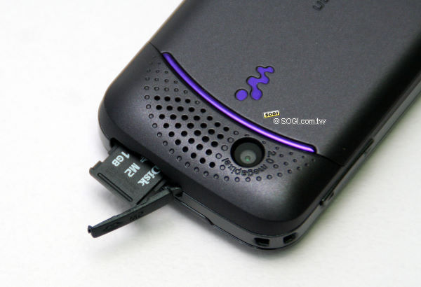 六千有找 Walkman!SE W395 鎖定 Young 族群 六千有找 Walkman!SE W395 鎖定 Young 族群