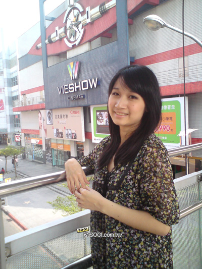 微笑對焦正夯!四款人氣手機見分曉 微笑對焦正夯!四款人氣手機見分曉