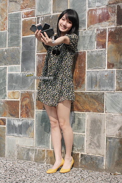 微笑對焦正夯!四款人氣手機見分曉 微笑對焦正夯!四款人氣手機見分曉