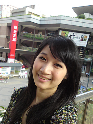 微笑對焦正夯!四款人氣手機見分曉 微笑對焦正夯!四款人氣手機見分曉