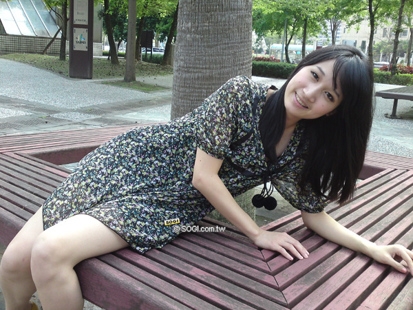 微笑對焦正夯!四款人氣手機見分曉 微笑對焦正夯!四款人氣手機見分曉