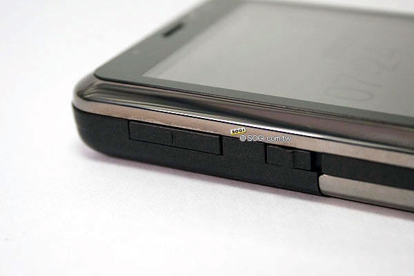 Asus手機告別作 寬螢幕智慧機P835 Asus手機告別作 寬螢幕智慧機P835