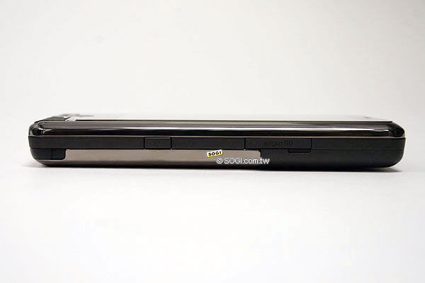 Asus手機告別作 寬螢幕智慧機P835 Asus手機告別作 寬螢幕智慧機P835