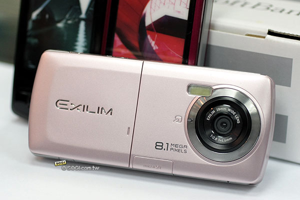 Casio手機首體驗!800萬滑蓋款930CA Casio手機首體驗!800萬滑蓋款930CA