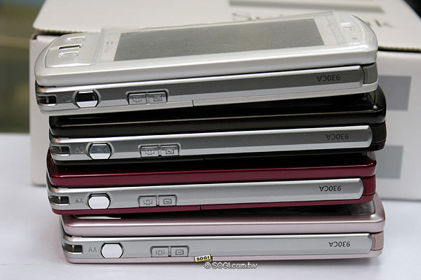 Casio手機首體驗!800萬滑蓋款930CA Casio手機首體驗!800萬滑蓋款930CA