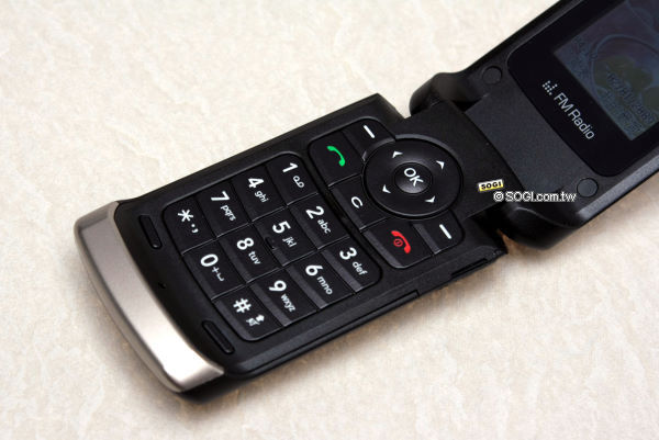 LG GB125 超平價內建 FM 解悶第一名 LG GB125 超平價內建 FM 解悶第一名