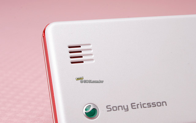超值美機!Sony Ericsson C510「耀眼白」寫真 超值美機!Sony Ericsson C510「耀眼白」寫真
