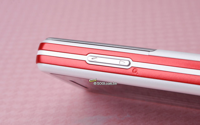 超值美機!Sony Ericsson C510「耀眼白」寫真 超值美機!Sony Ericsson C510「耀眼白」寫真