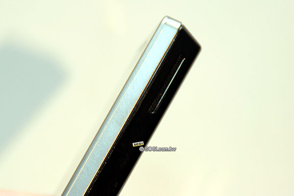 HTC二代鑽石機4月底上市 售價21,900元 HTC二代鑽石機4月底上市 售價21,900元