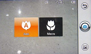 LG KM900魔術方塊轉不停 上市價17,900元 LG KM900魔術方塊轉不停 上市價17,900元