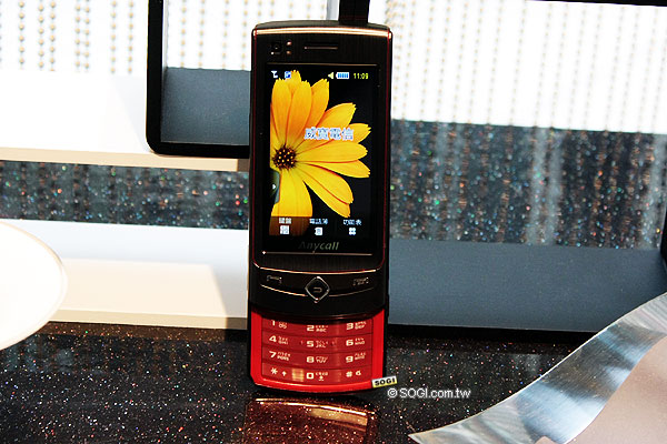 Ultra再升級!三星 S7350/S8300售價出爐 Ultra再升級!三星 S7350/S8300售價出爐