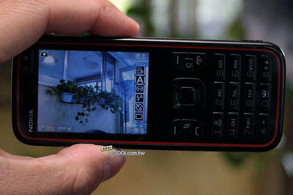 Nokia玩咖機5630XM上市 機王N97預購開跑 Nokia玩咖機5630XM上市 機王N97預購開跑