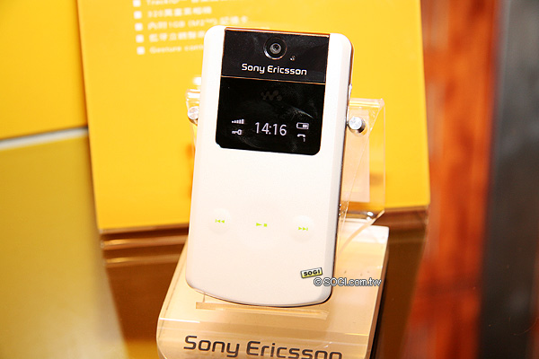 五動奇機!SE 新機低價策略發表會直擊 五動奇機!SE 新機低價策略發表會直擊