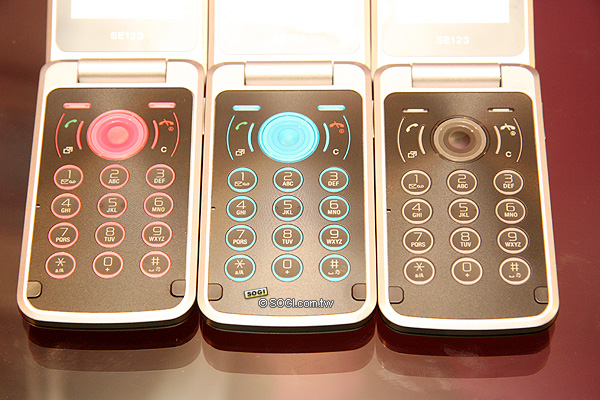 五動奇機!SE 新機低價策略發表會直擊 五動奇機!SE 新機低價策略發表會直擊