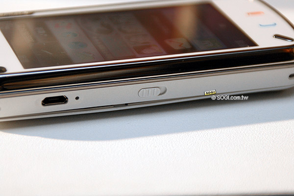 NOKIA N97 強悍登台!上市價 26,550 元 NOKIA N97 強悍登台!上市價 26,550 元