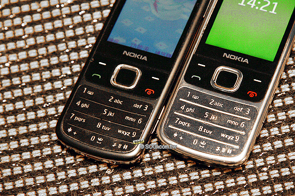 NOKIA 6700 Classic 光影對機 情人價 12,800 元 NOKIA 6700 Classic 光影對機 情人價 12,800 元