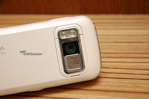 NOKIA N86 8MP 發表 上市價兩萬有找 NOKIA N86 8MP 發表 上市價兩萬有找