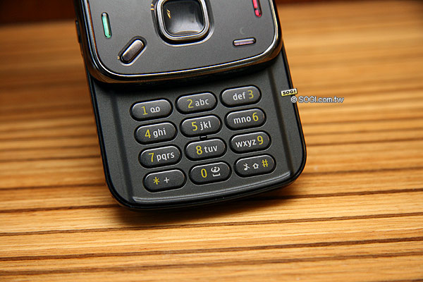 NOKIA N86 8MP 發表 上市價兩萬有找 NOKIA N86 8MP 發表 上市價兩萬有找