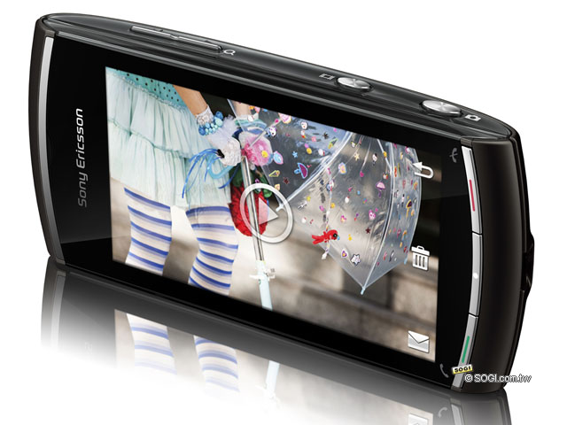 SE Vivaz pro 加上QWERTY更順手 SE Vivaz pro 加上QWERTY更順手