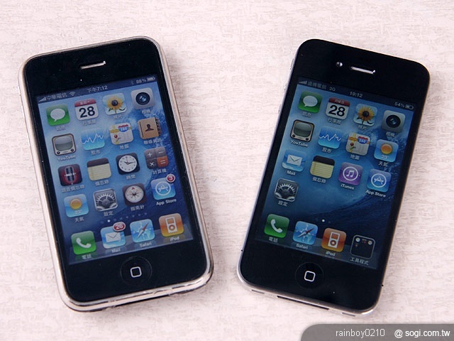 iPhone 4 來了,盒裝竟比想像中小! iPhone 4 來了,盒裝竟比想像中小!