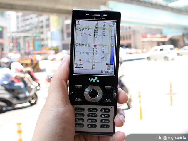 不是 SmartPhone 行動導航一樣玩透透 不是 SmartPhone 行動導航一樣玩透透