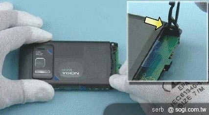 NOKIA N8 換電池 工程真浩大 NOKIA N8 換電池 工程真浩大