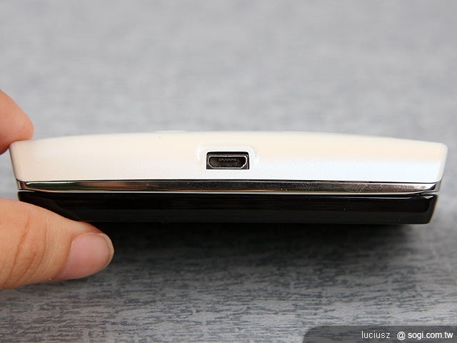 輕巧靈活鍵盤機 - SE X10 mini pro