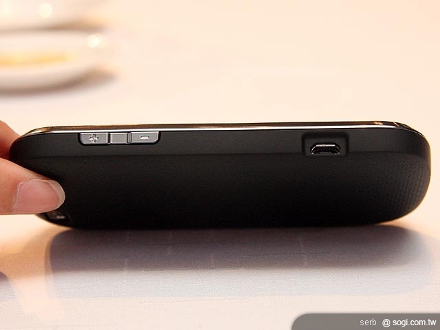 MOTO MB501、XT3、EX300 平價登場 MOTO MB501、XT3、EX300 平價登場