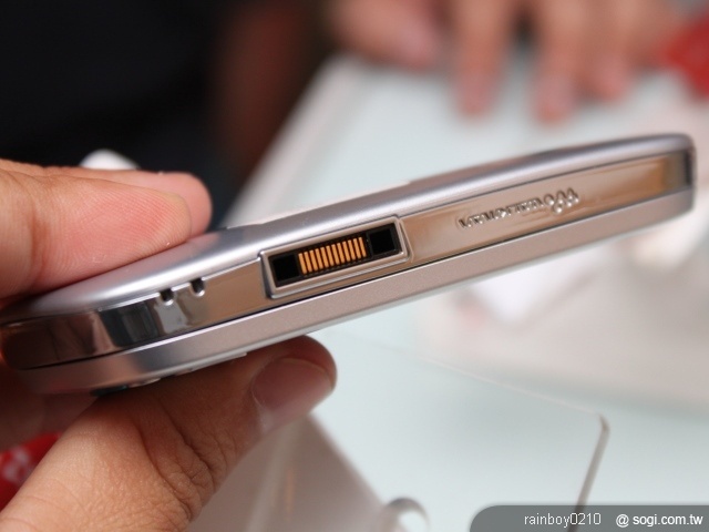 遠傳獨發SE Zylo樂迷機 0元享樂價 遠傳獨發SE Zylo樂迷機 0元享樂價